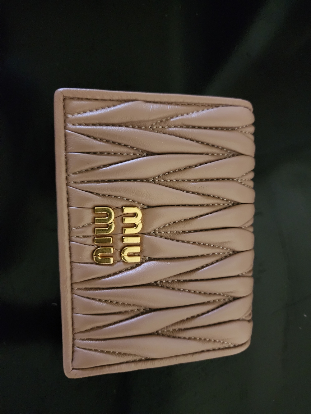 ⭐️New ⭐️Miu Miu Pink Quilted Leather Wallet with Gold Logo